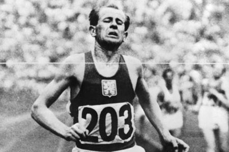 STORIE : Emil Zatopek, la locomotiva umana - TrackArena